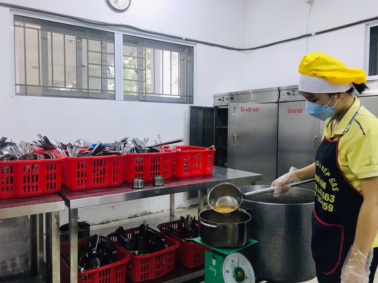 co nuoi chia thuc an man